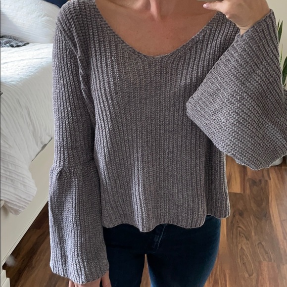 NWOT purple cropped sweater - Picture 2 of 5